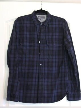 Vince Lightweight Plaid Flannel Button Up Shirt - Small - Cozy [Outdoor/Hiking]